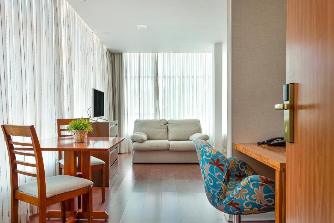 Hotel Petropolis Inn מראה חיצוני תמונה