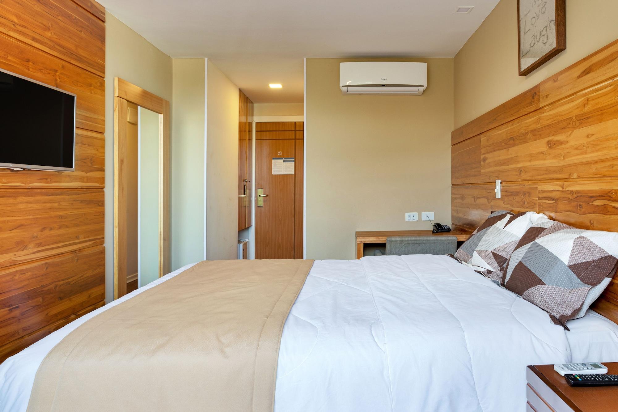 Hotel Petropolis Inn מראה חיצוני תמונה